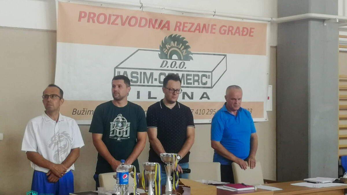 ODRŽAN STONOTENISKI TURNIR U SKLOPU MANIFESTACIJE SLOBODARSKI DANI VITEŠKOG GRADA BUŽIMA 2022.