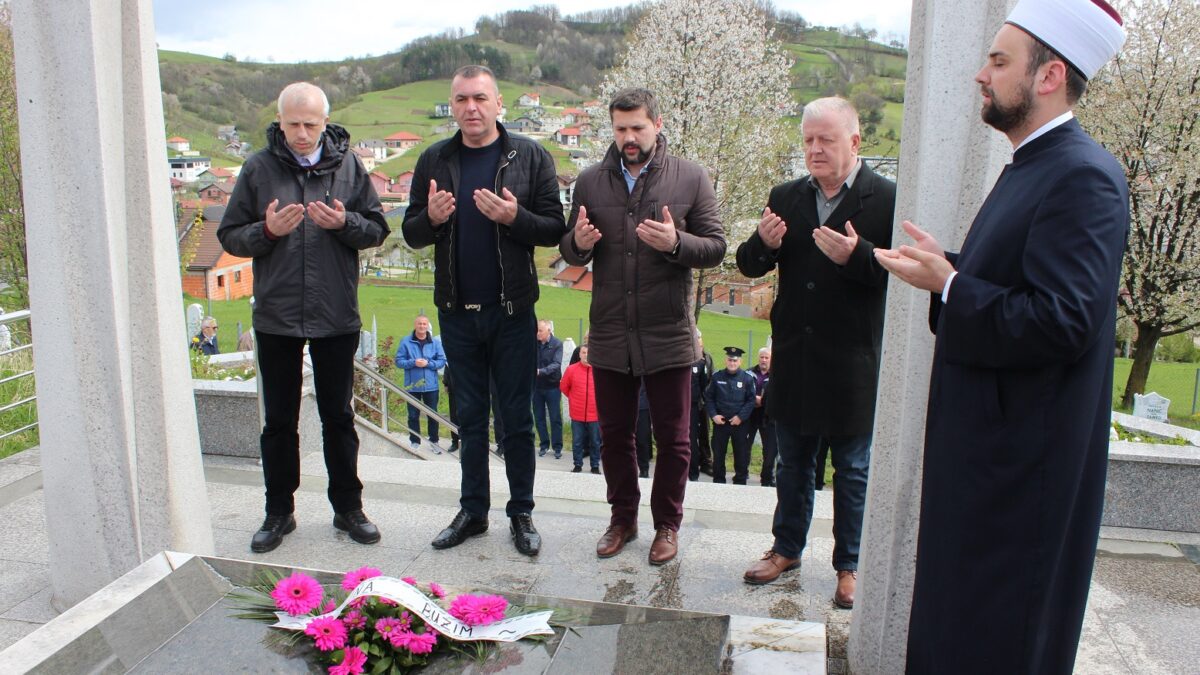 U BUŽIMU OBILJEŽENA TRIDESET I PRVA GODIŠNJICA ARMIJE R BiH