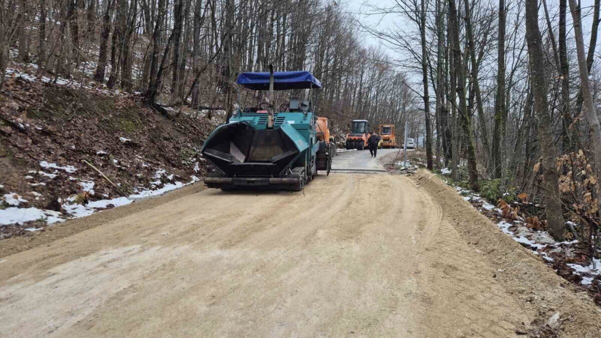 ZAVRŠNI RADOVI NA PUTU TROSTRUKI KLANCI-LIPA