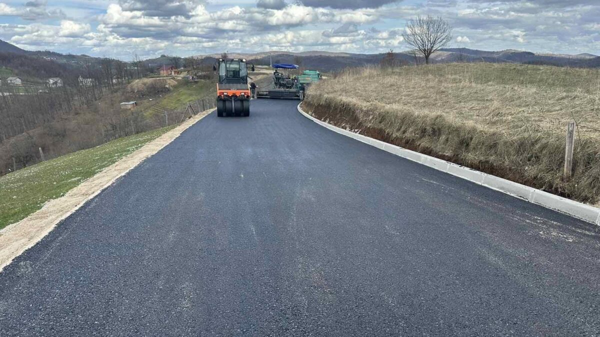 ZAVRŠNI RADOVI NA PUTNOM PRAVCU PROKOP-RADOČ-ČAVA