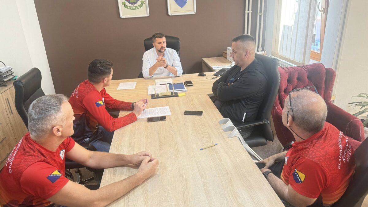 NAČELNIK OPĆINE UPRILIČIO PRIJEM ZA ČLANOVE PLANINARSKOG DRUŠTVA “RADOČ”