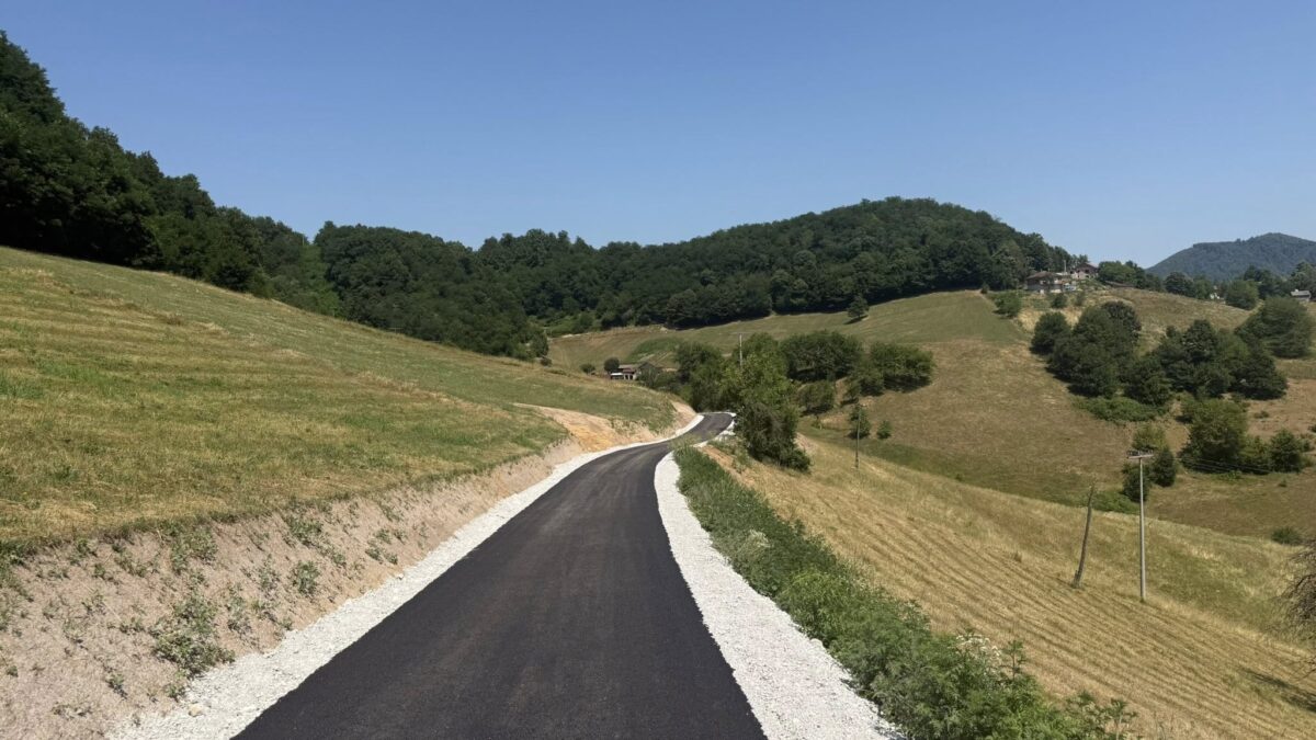 ASFALTIRAN PUT KIURIĆA BRDO-ŠAHINOVIĆA DOLINA