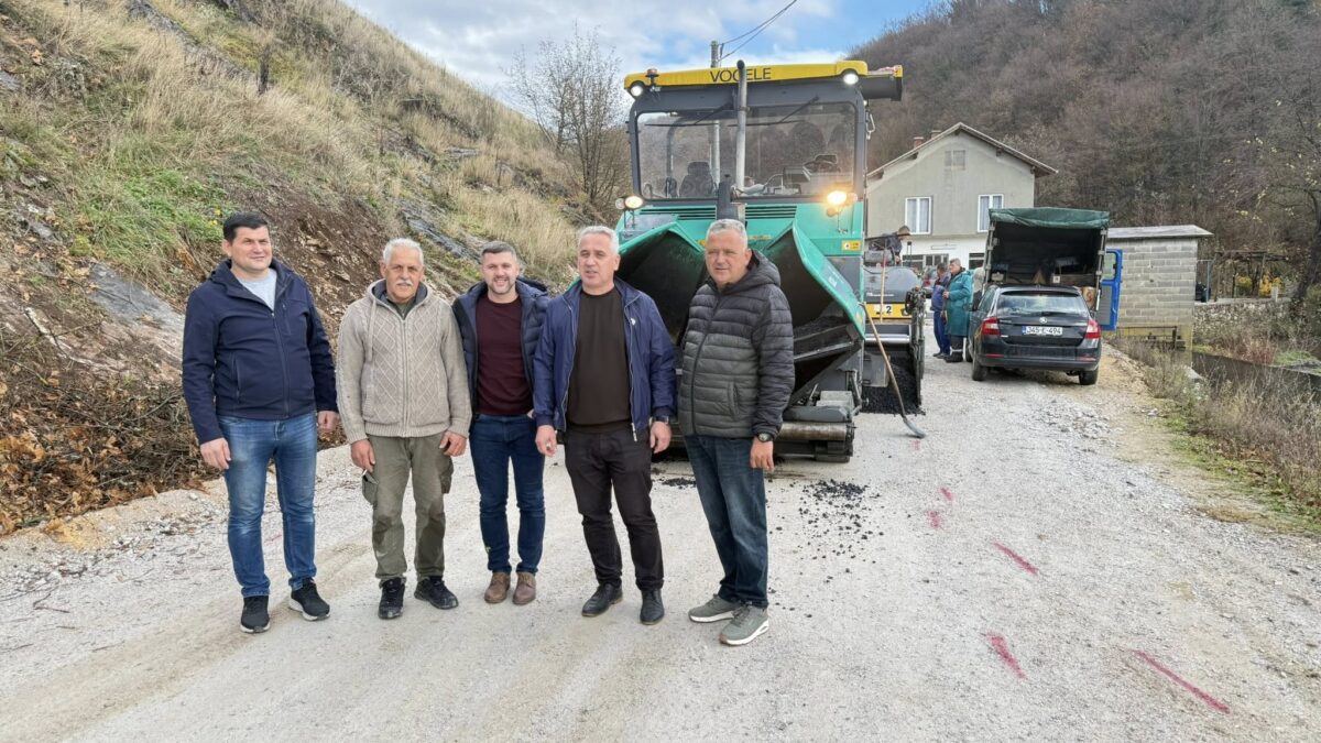 ZAVRŠENO ASFALTIRANJE PUTA MUMINOVIĆI-PAŠIN BROD