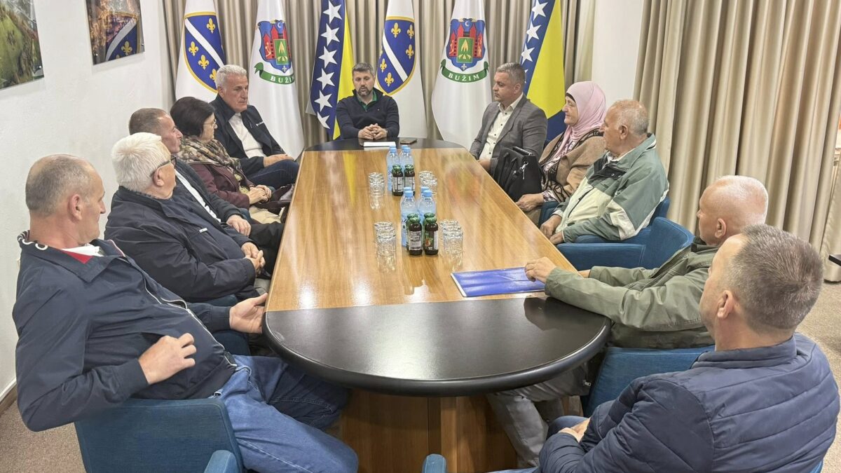 PRIJEM KOD NAČELNIKA ZA NOSIOCE ZLATNIH LJILJANA
