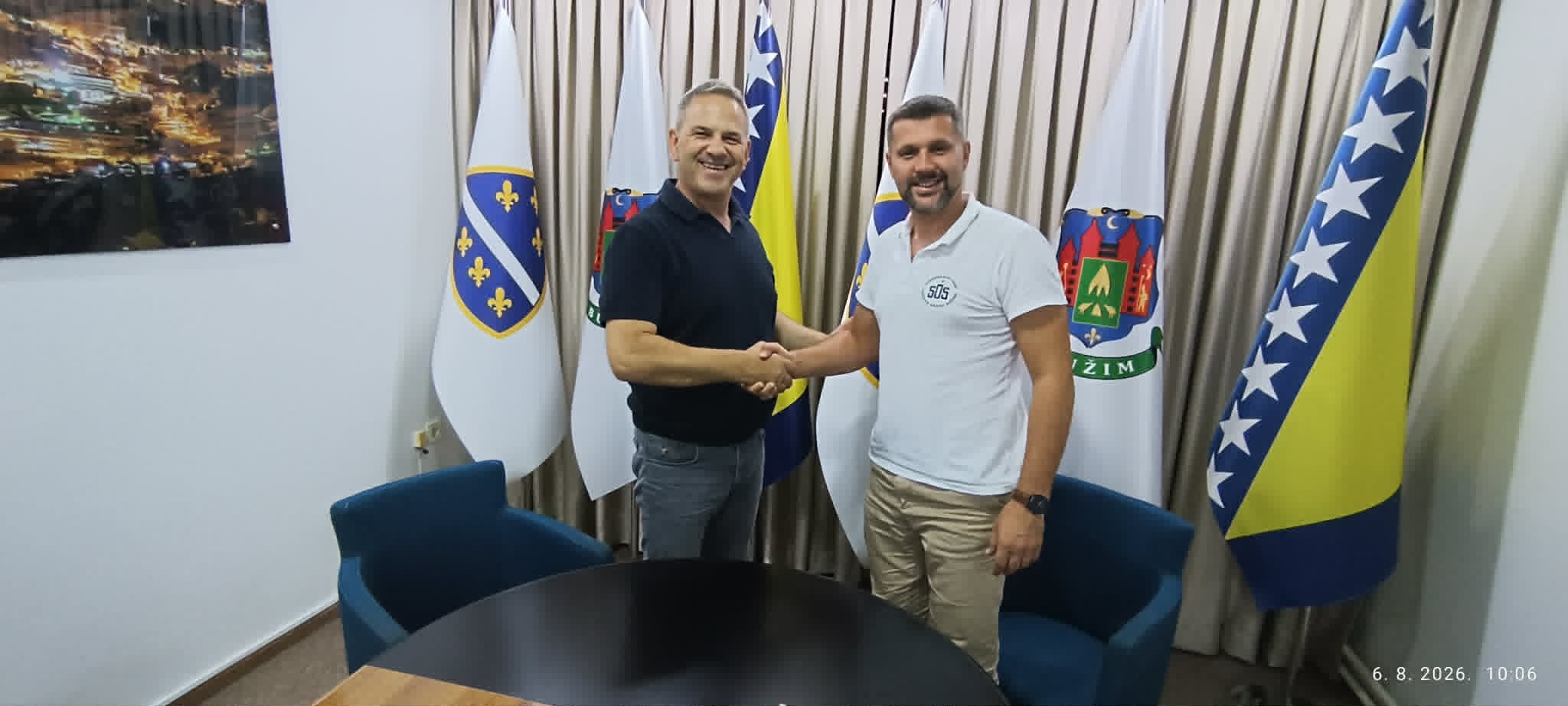POTPISAN UGOVOR ZA NABAVKU ŠKOLSKIH TORBI I PRIBORA ZA PRVAČIĆE